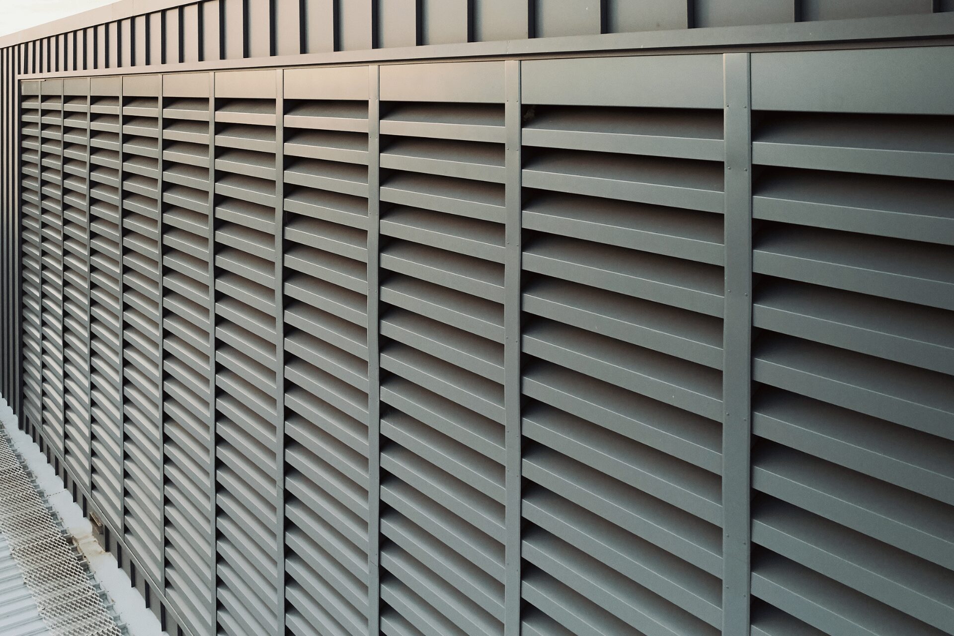 Performance Louvres Carousel Image